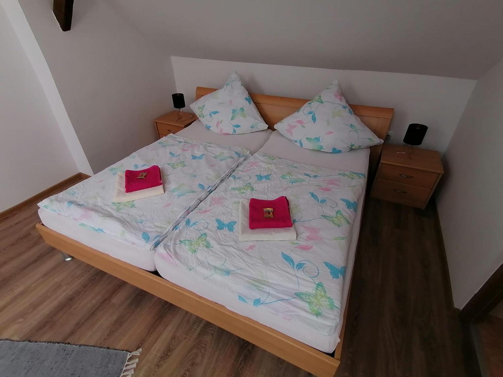 Casa Bunicii Otel Sasca Montană Dış mekan fotoğraf