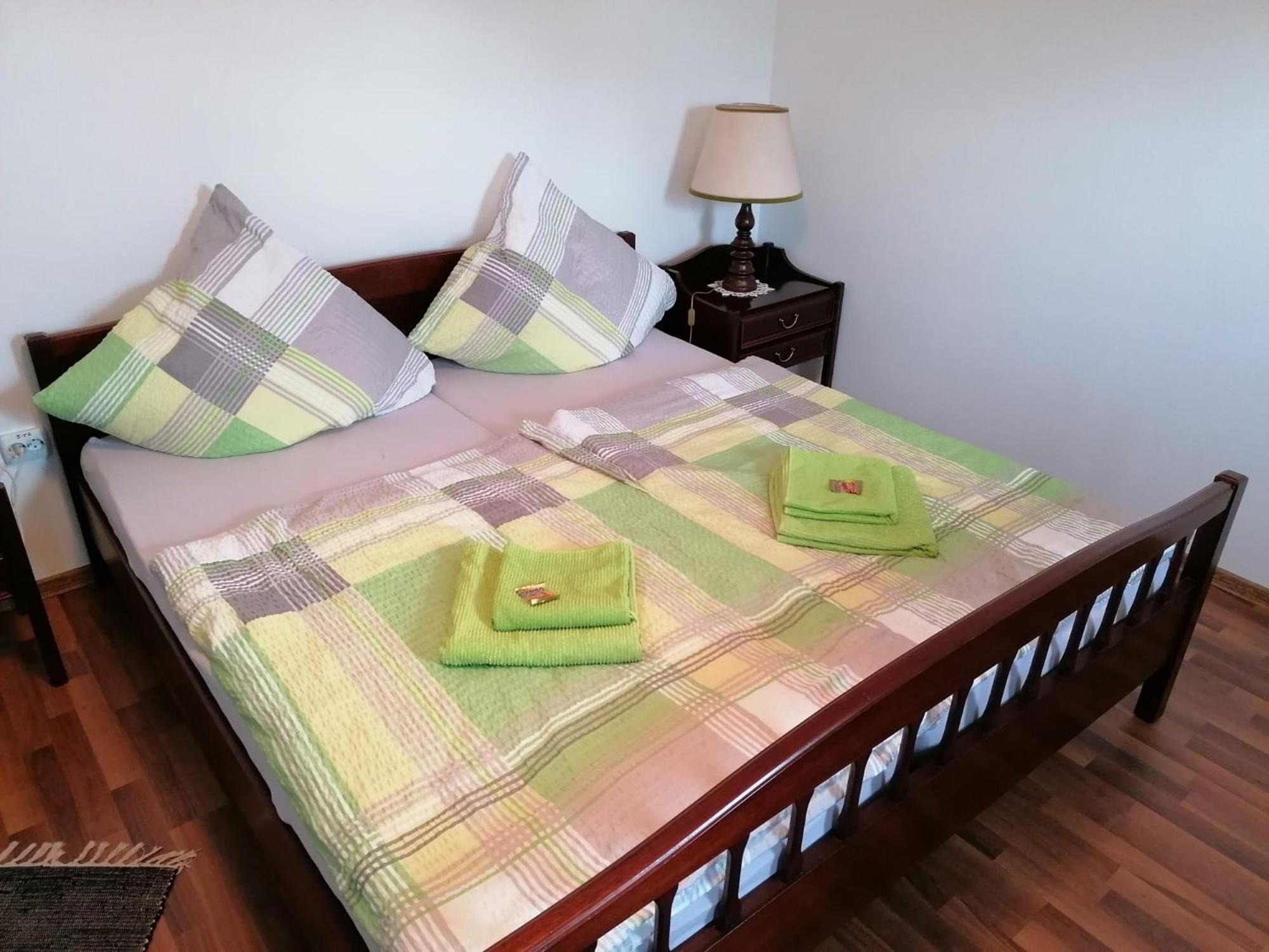 Casa Bunicii Otel Sasca Montană Dış mekan fotoğraf